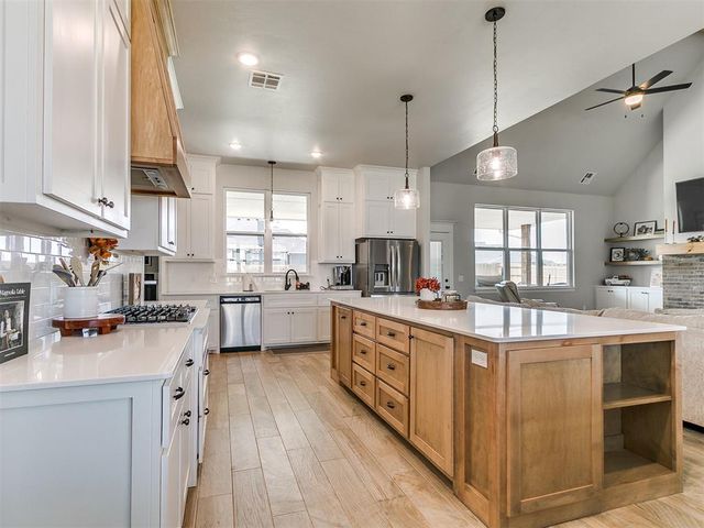 1017 Dorsi Way, Newcastle, OK 73065