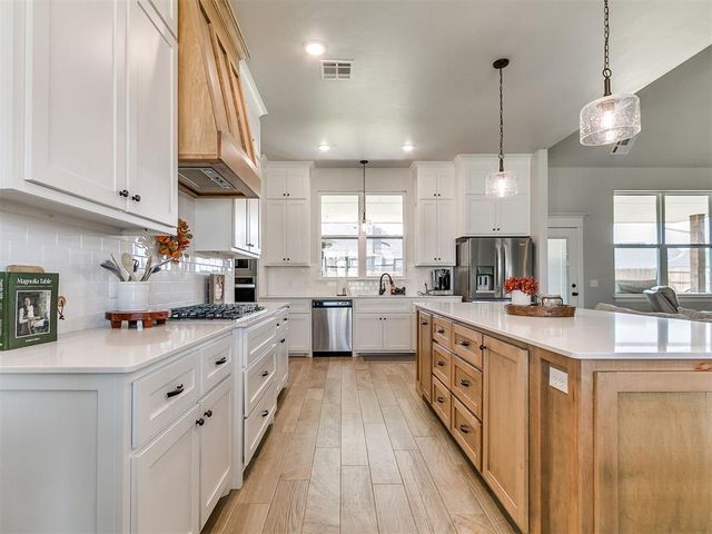 1017 Dorsi Way, Newcastle, OK 73065