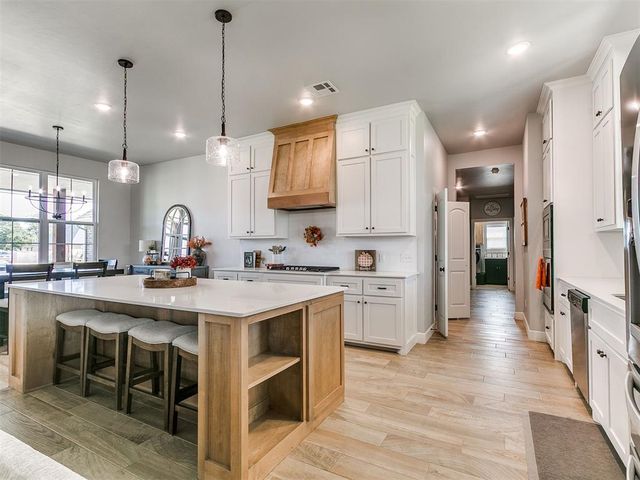 1017 Dorsi Way, Newcastle, OK 73065