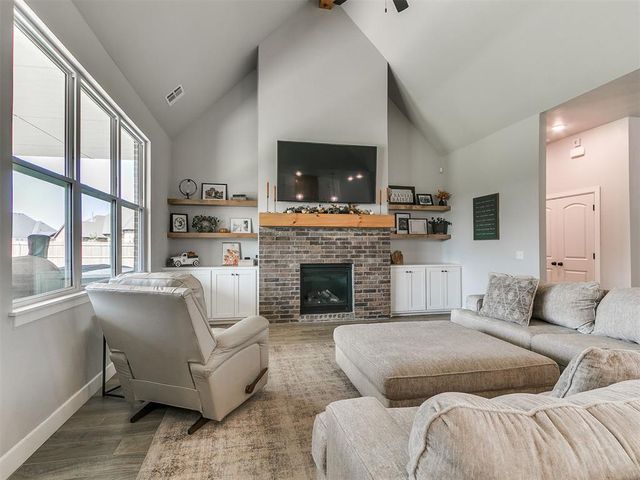 1017 Dorsi Way, Newcastle, OK 73065