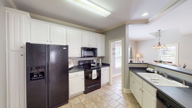 12 JENNIFER JUNCTION RD, Iuka, MS 38852