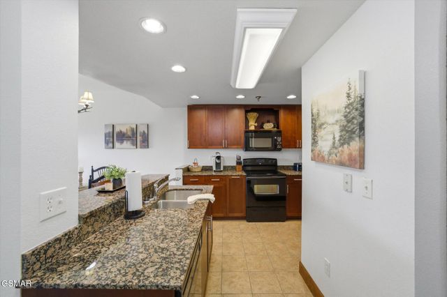 410 Big Bear Way, Pigeon Forge, TN 37863