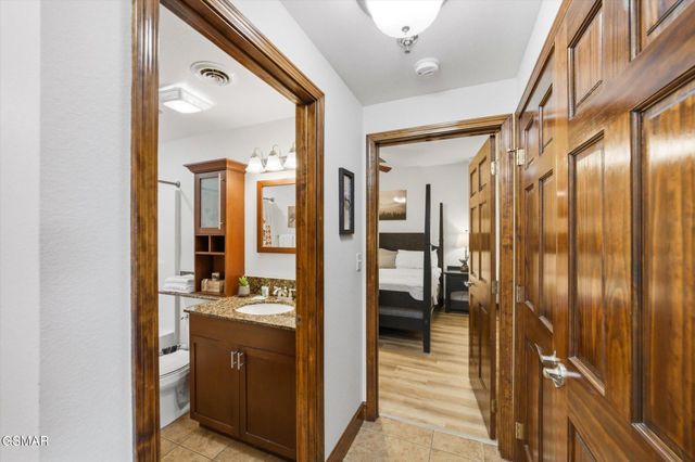 410 Big Bear Way, Pigeon Forge, TN 37863