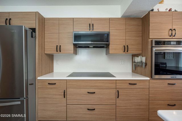 1143 Berkshire Court, Las Cruces, NM 88005