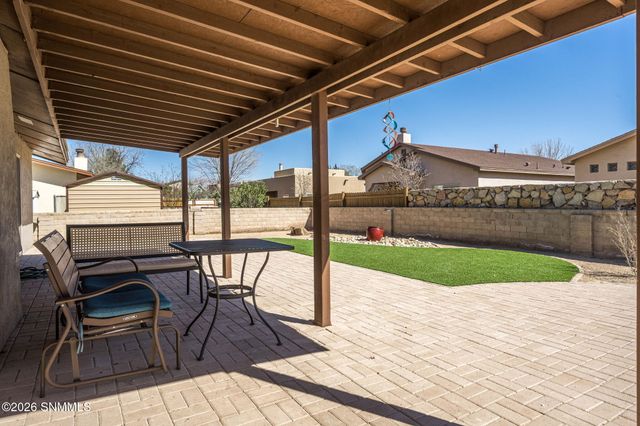 1143 Berkshire Court, Las Cruces, NM 88005