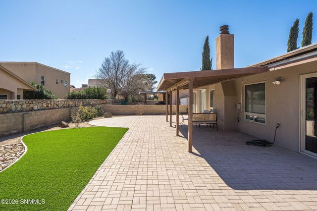 1143 Berkshire Court, Las Cruces, NM 88005