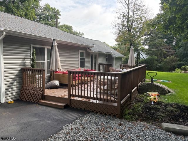 109 Cedar Ln, Vernon Twp., NJ 07422