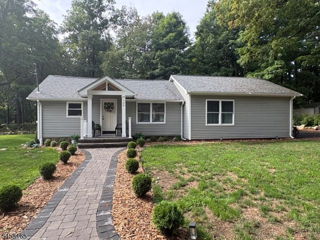 109 Cedar Ln, Vernon Twp., NJ 07422