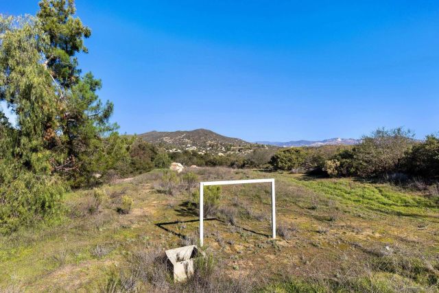 2115 Mother Grundy Truck Trl, Jamul, CA 91935