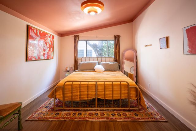 1706 Palma PLZ C, Austin, TX 78703