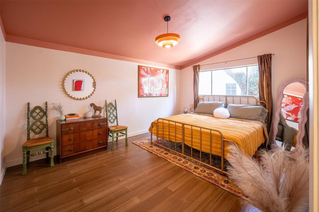 1706 Palma PLZ C, Austin, TX 78703