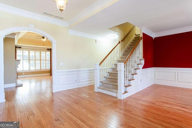 2100 Glenhurst Drive, Snellville, GA 30078
