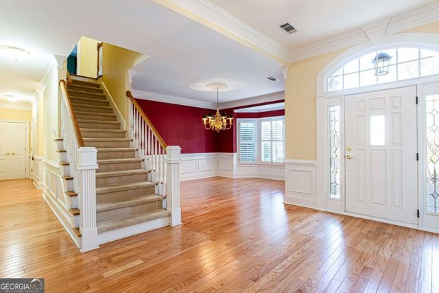 2100 Glenhurst Drive, Snellville, GA 30078