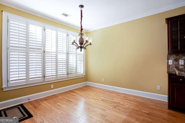 2100 Glenhurst Drive, Snellville, GA 30078