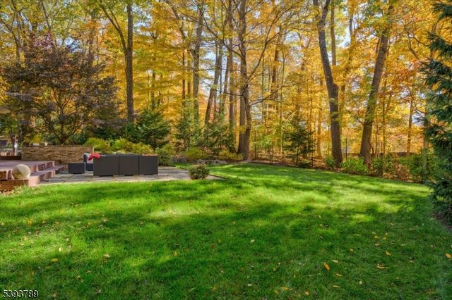 47 Woodland Rd, Mendham Twp., NJ 07960