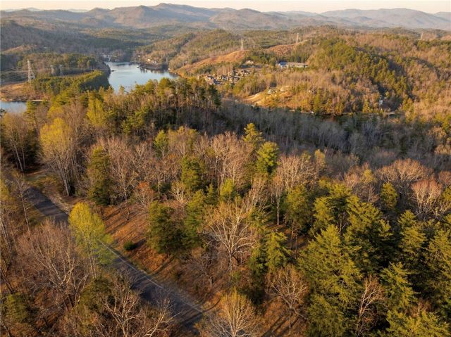 110 Buttercup Way, Sunset, SC 29685