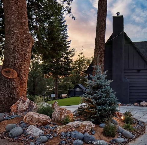 481 Heliotrope Drive, Lake Arrowhead, CA 92352