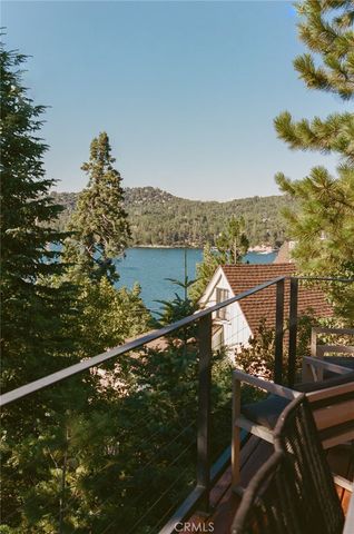 481 Heliotrope Drive, Lake Arrowhead, CA 92352