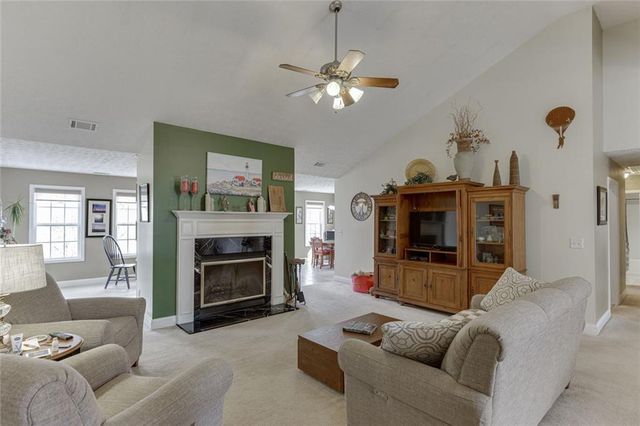 124 Edgewater Court, Braselton, GA 30517