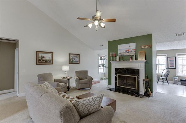 124 Edgewater Court, Braselton, GA 30517