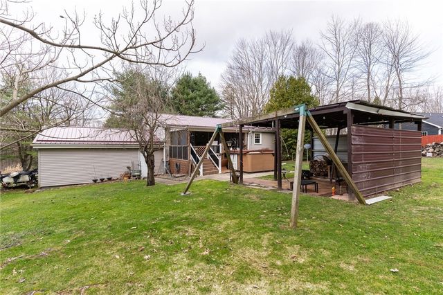 106 Willadell Rd, Delaware Twp, PA 16154