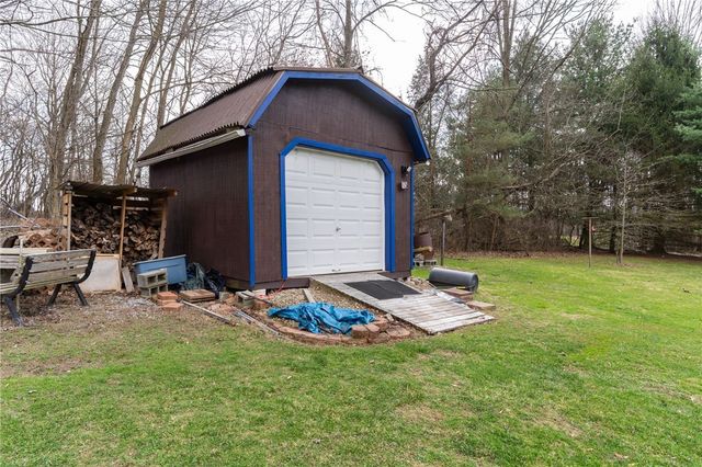 106 Willadell Rd, Delaware Twp, PA 16154