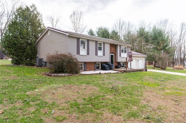 106 Willadell Rd, Delaware Twp, PA 16154