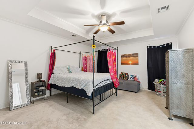 125 Tall Oaks Lane, Youngsville, LA 70592