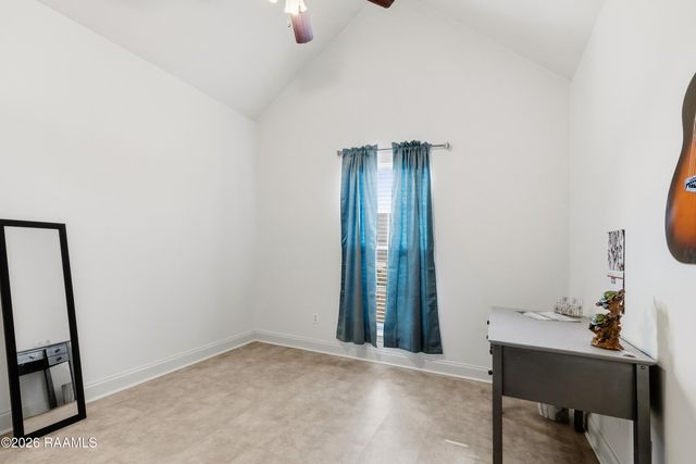 125 Tall Oaks Lane, Youngsville, LA 70592