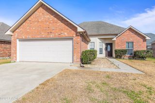 125 Tall Oaks Lane, Youngsville, LA 70592