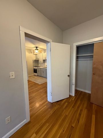 418 Massachusetts Ave 2, Boston, MA 02118