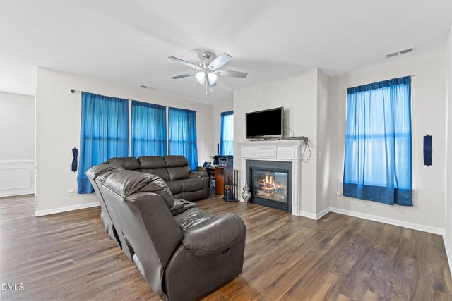 77 Carbone Lane, Clayton, NC 27527