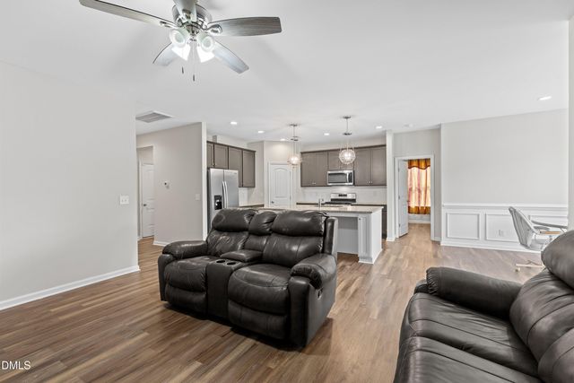 77 Carbone Lane, Clayton, NC 27527