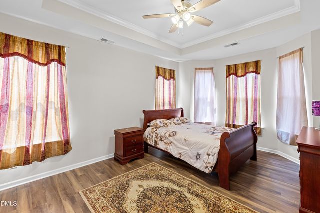 77 Carbone Lane, Clayton, NC 27527