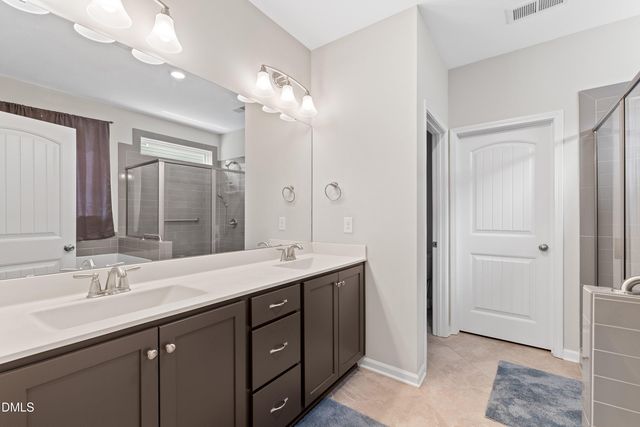 77 Carbone Lane, Clayton, NC 27527