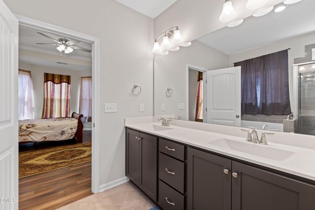 77 Carbone Lane, Clayton, NC 27527