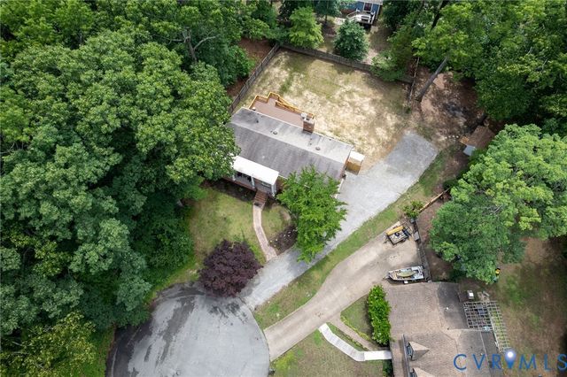 4104 Birchleaf Ct, Chester, VA 23831