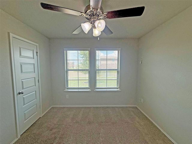 6806 Amber Cliff Lane, Richmond, TX 77469