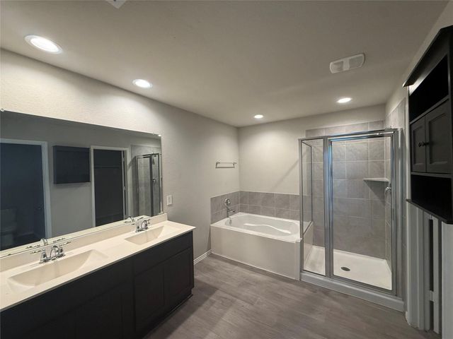 6806 Amber Cliff Lane, Richmond, TX 77469