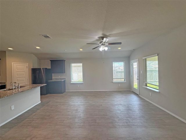 6806 Amber Cliff Lane, Richmond, TX 77469