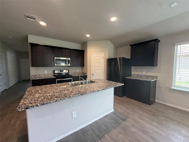 6806 Amber Cliff Lane, Richmond, TX 77469