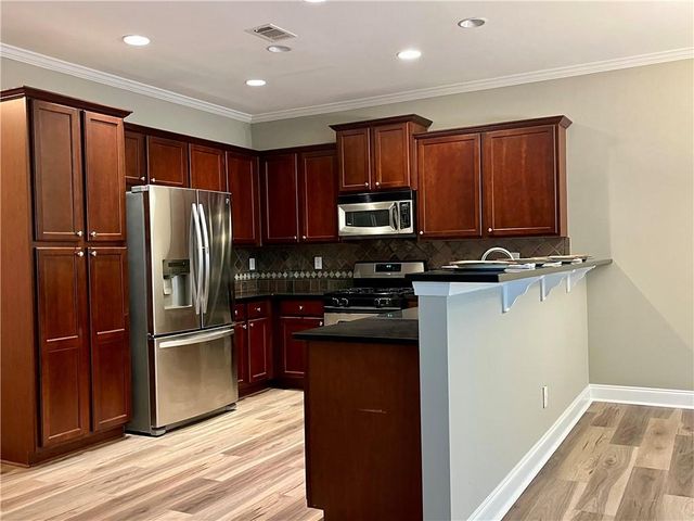 300 Snowgoose Court, Alpharetta, GA 30022