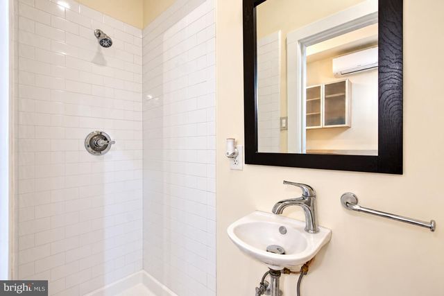 635 K ST NE, Washington, DC 20002