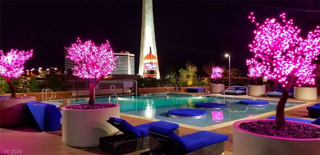 200 West Sahara Avenue 807, Las Vegas, NV 89102