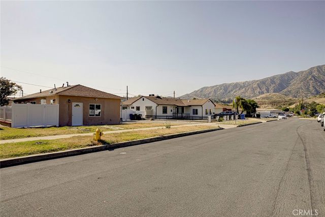 10935 Nassau Avenue, Sunland, CA 91040