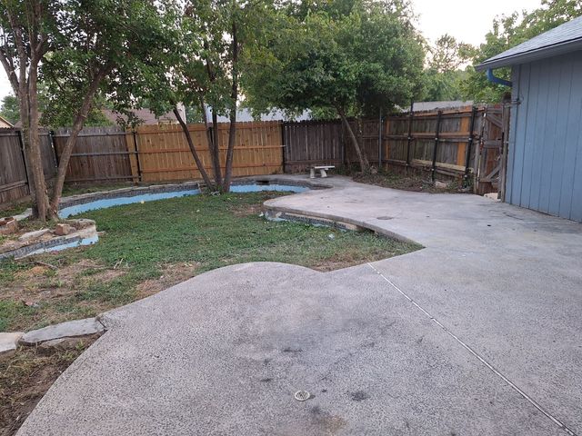 3801 Lancelot Place, Garland, TX 75043