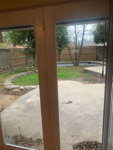 3801 Lancelot Place, Garland, TX 75043