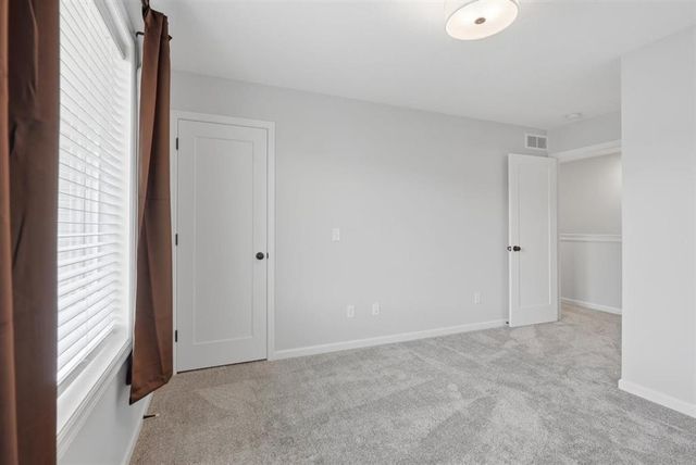 1710 Southpoint Lane, Hudson, WI 54016