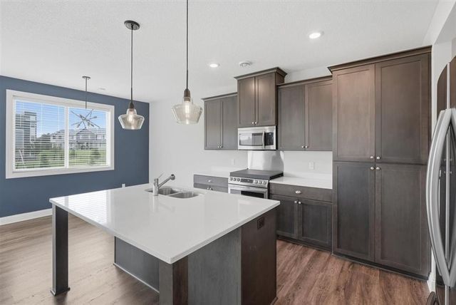 1710 Southpoint Lane, Hudson, WI 54016