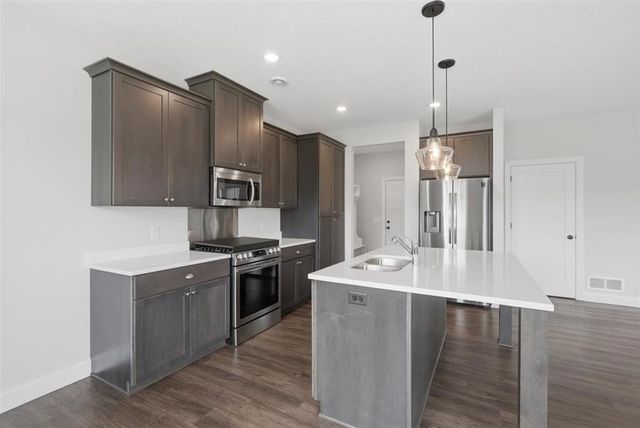 1710 Southpoint Lane, Hudson, WI 54016